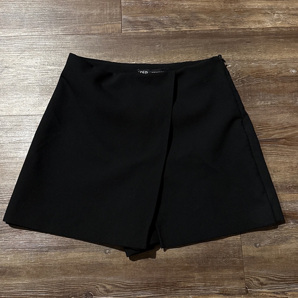 Zara Skort